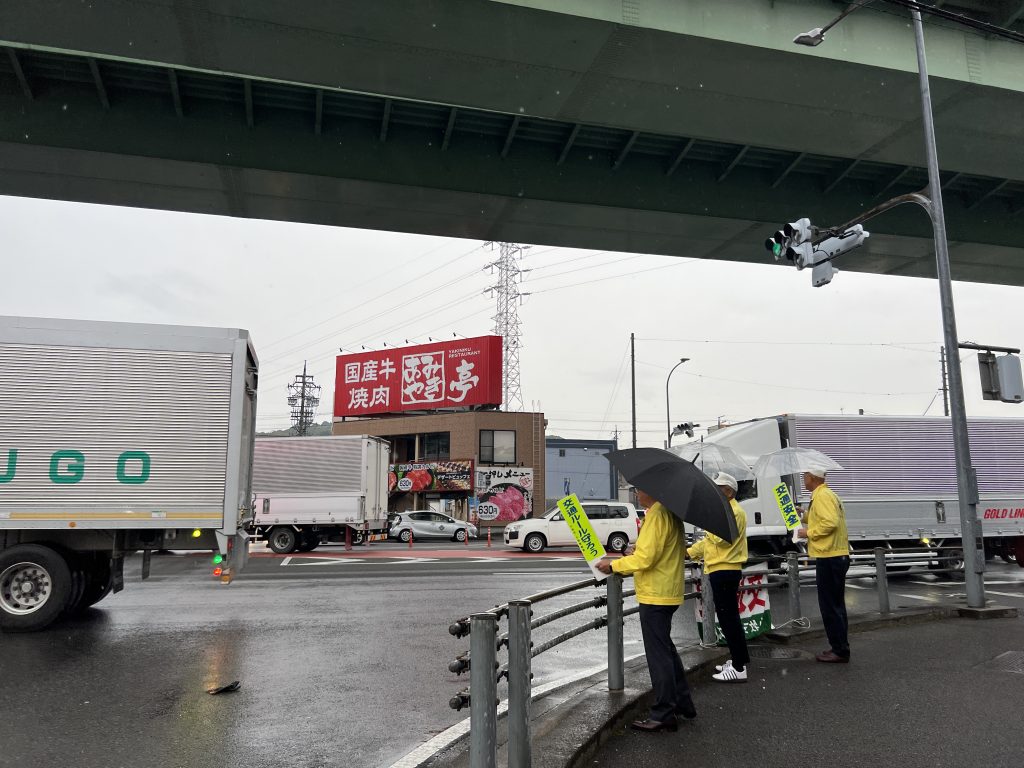 小牧ライオンズクラブ 交通安全監視活動